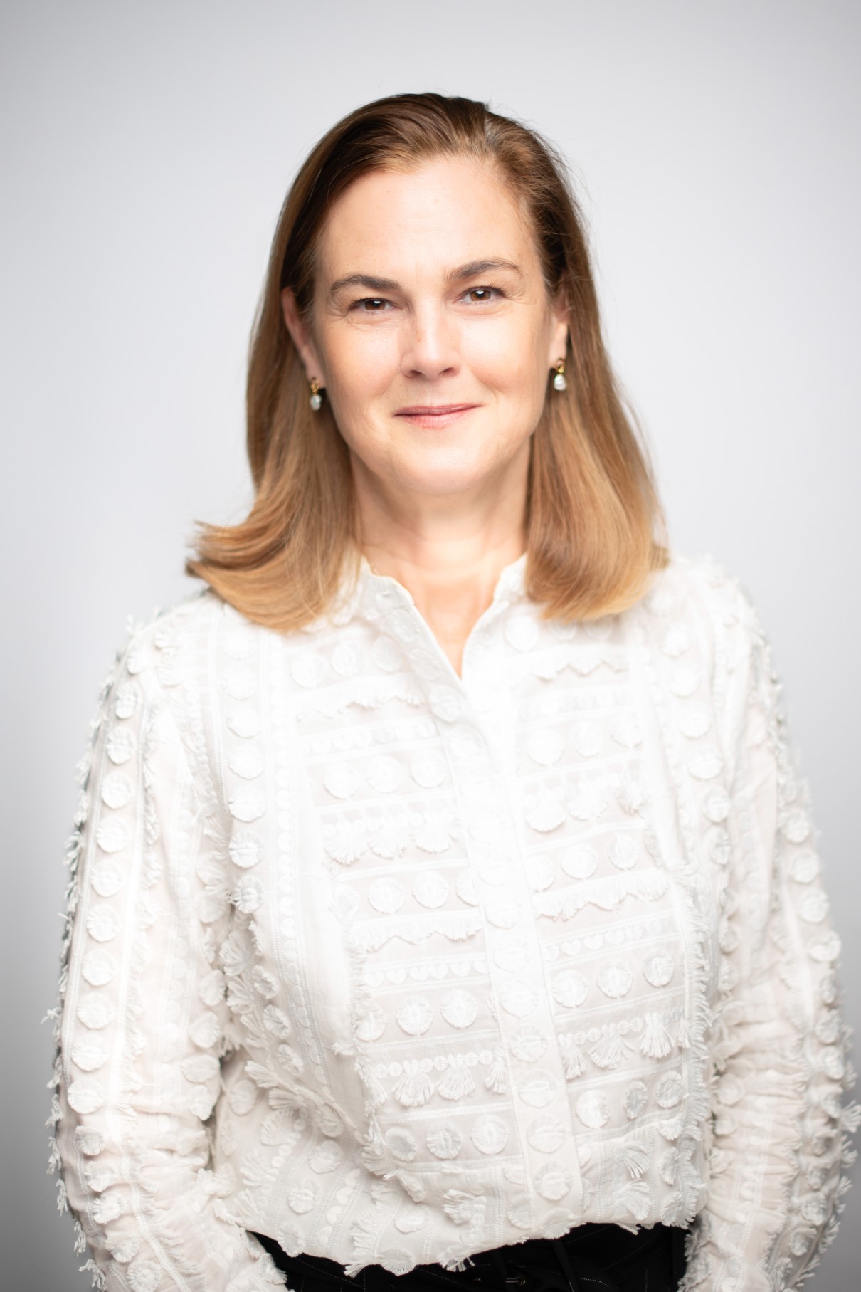 Headshot of Samantha Cohen CVO OBE