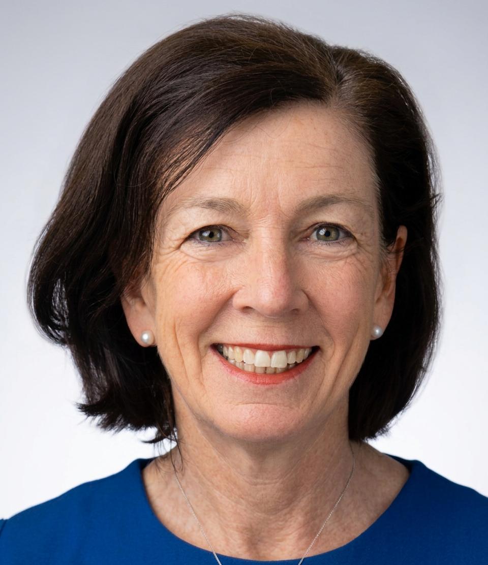 Headshot of Jo Keen - Deputy Chief Executive Officer